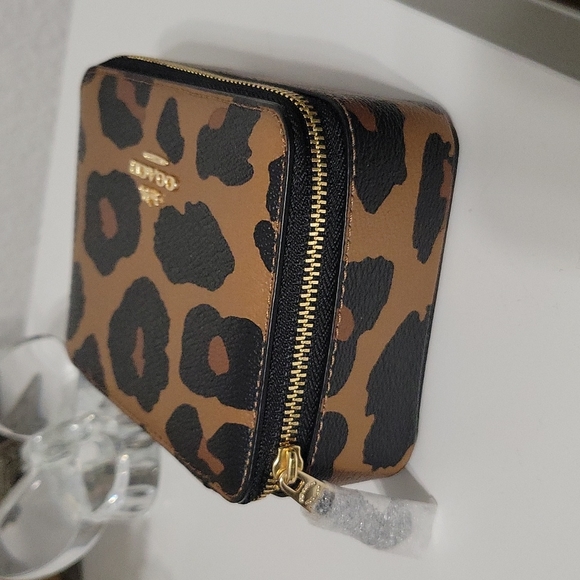 [New] Coach Jewelry box - Picture 5 of 5